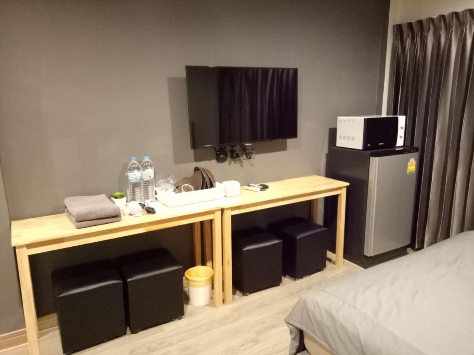 Deluxe Quadruple Room Private Bathroom
